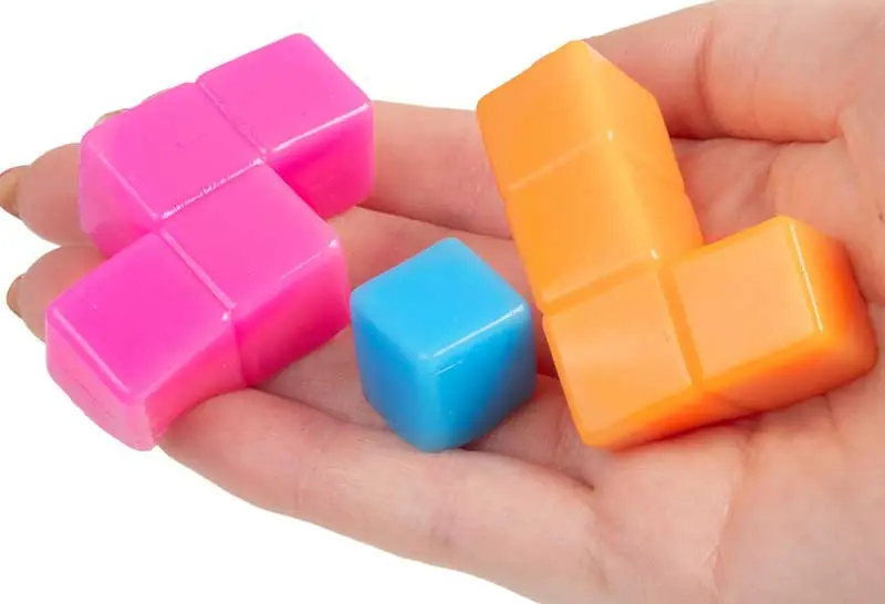 SCRUNCHEMS STICKY SQUISHY PUZZLE CUBE